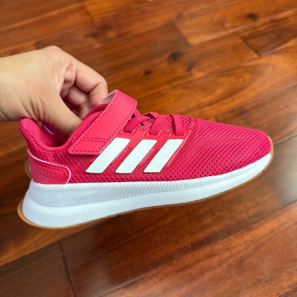Adidas Kids Sneakers in Bold Pink and White size 11k - Picture 9 of 10